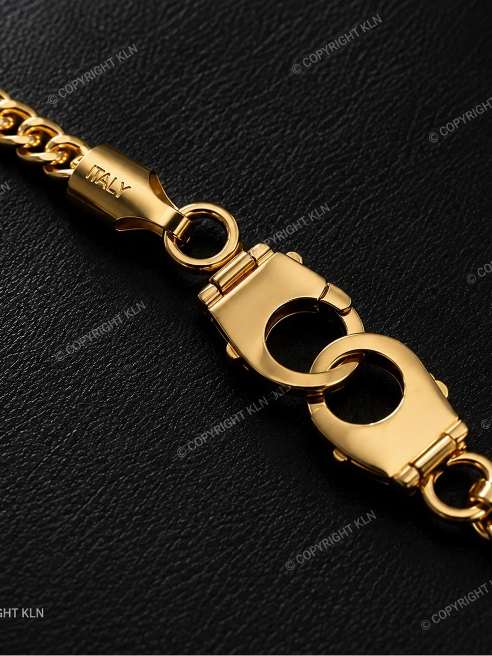 N/A hand cuff